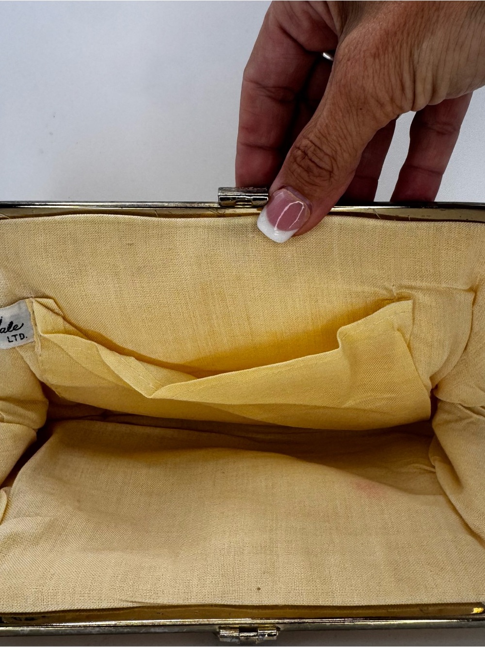 Woven Straw Clutch - Cream - Picture 4 of 8